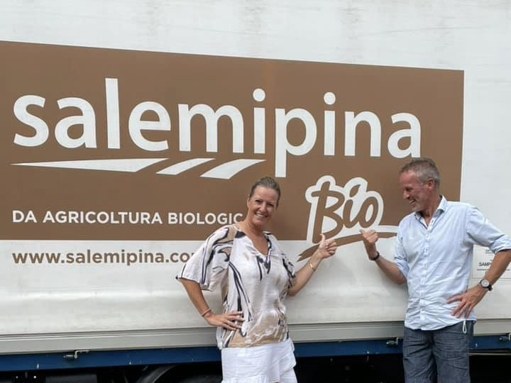 Mette og Jens besøger Salemipina